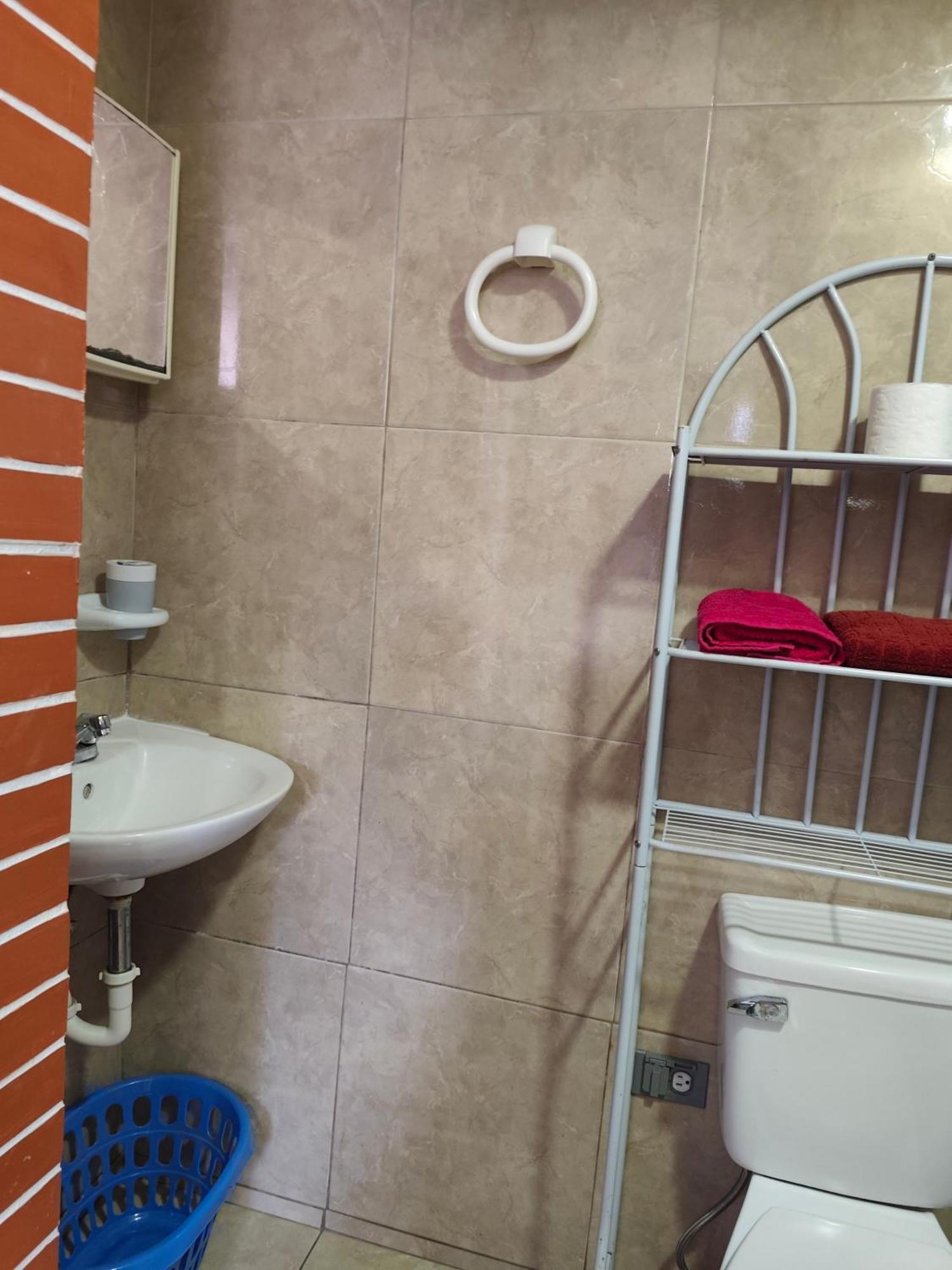 Anexo Independiente Y Privado Totalmente Amueblado Muy Lindo Y Acogedor En Chanis Cerca De Costa Del Este Y El Mall Santa Maria Plaza مدينة باناما المظهر الخارجي الصورة